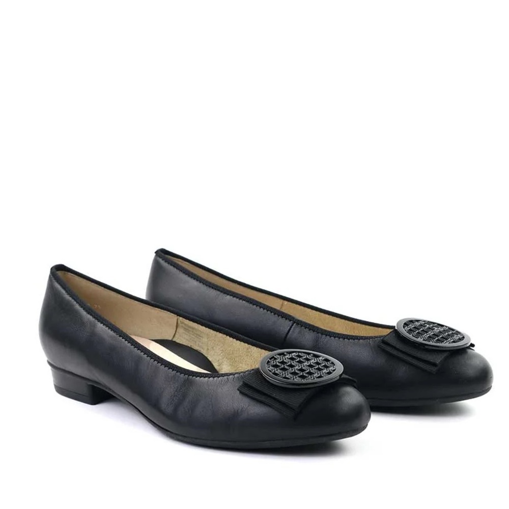 Ara Genuine Leather Women’s Bambi Flat